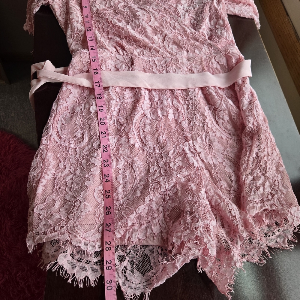 Francesca’s Blush Pink Floral Lace Romper - Picture 7 of 10